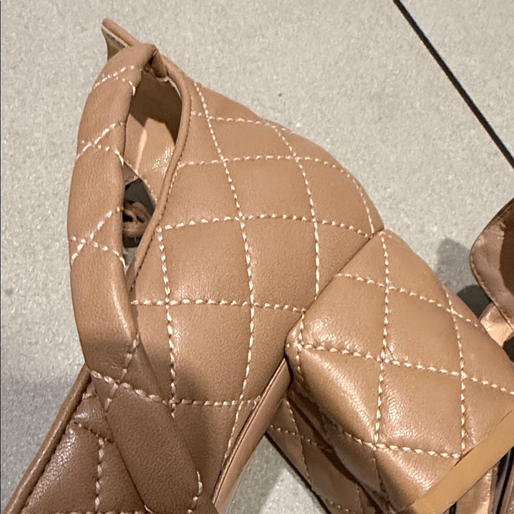 Gianvito Rossi Quilted Tan Leather Block Heels with Ankle Strap - Picture 3 of 3